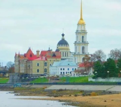 Двухместные апартаменты (двуспальная кровать) в Квартира на Крестовой улице 27 Золотой ключик