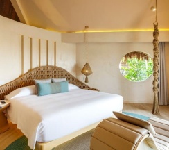 Двухместный номер Tsuri Deluxe with jungle view двуспальная кровать в Hotel Shibari Tulum - Restaurant & Cenote Club