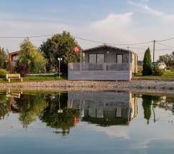 Коттедж Novodacha VIP ( 4-местный) в Новые озера