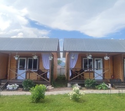 Улучшенный семейный номер с мини-кухней в Цветы Алтая