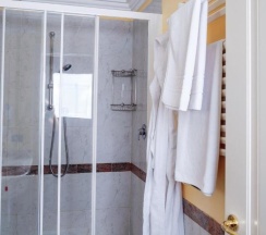 Двухместный номер Deluxe двуспальная кровать в Pushkin hotel