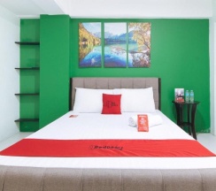 Двухместный номер Standard двуспальная кровать в RedDoorz near C5 Kalayaan Avenue Makati