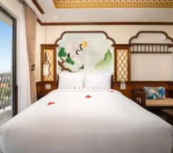 Двухместный номер Deluxe с видом на реку (двуспальная кровать) в Soluna D'Annam - The Art of Hoi An Relaxation