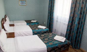 Трёхместный номер Standard в Sunrise Osh