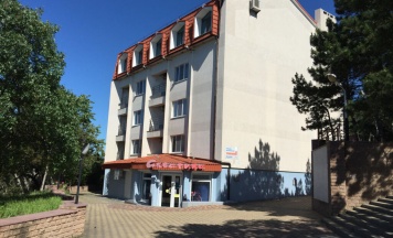 Двухместный номер Классический с балконом 2 отдельные кровати в Черномор