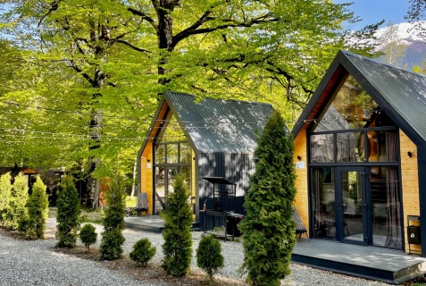 Архыз: Турбаза Woodland-travel