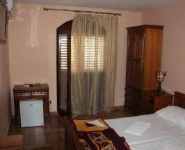 Двухместный номер Standard с видом на горы двуспальная кровать в Guest House Zlatibor