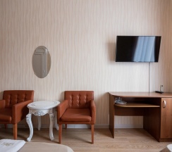Номер стандарт с 2 односпальными кроватями в Djump hotel