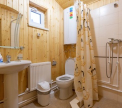 Двухместное шале с красивым видом из окна двуспальная кровать в Forest house resort