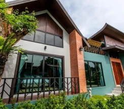 Двухместная вилла Deluxe с видом на бассейн (двуспальная кровать) в Chaokoh Phi Phi Hotel & Resort