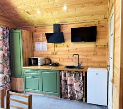 Шале 3. Четырехместный номер комфорт с видом на горы в Белый волк