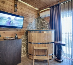 WILD 27 в Exclusive Hotel&Apartments