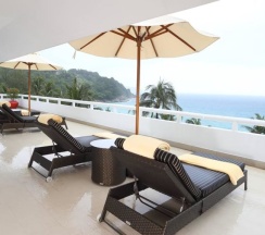 Люкс с террасой с 2 комнатами с видом на океан в Le Meridien Phuket Beach Resort