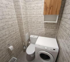 3-комнатные апартаменты улучшенные ул. Возрождения, д. 86а, кв. 445 в Две Подушки на улице Возрождения 86А