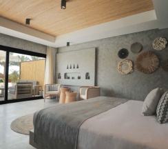 Четырёхместный люкс Pool & Jacuzzi Executive в SUNRISE Tucana Resort
