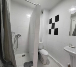 Трёхместный номер Стандарт в Grey House