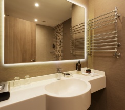 Suite Privilege с двуспальной кроватью в Панорама by Mercure Красная Поляна