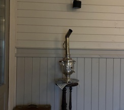 Большой Дом в Лес и Луга