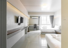 Двухместный номер Superior 2 отдельные кровати в A Room Bangkok Sathorn