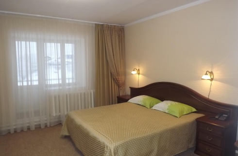 пос. Тура: Отель Гостиный Двор