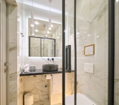 Улучшенный одноместный номер в Питер