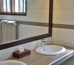 Двухместный номер Standard c 1 комнатой с видом на сад двуспальная кровать в Arumeru River Lodge