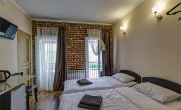 Гостевой дом № 3, комната 12, стандартная двухместная в Цинцкаро