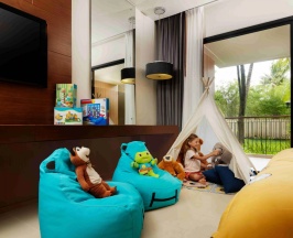 Номер Семейный с балконом и с видом на сад в Отель Novotel Phuket Kata Avista Resort And Spa