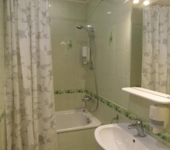 Комната стандарт с 1 двуспальной кроватью (с завтраком) в Акватория