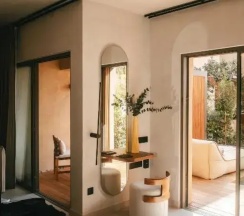 Двухместный люкс Moonflower Executive with Private Plunge Pool (двуспальная кровать) в M Boutique Hotel - Designed for Adults