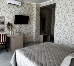 Полулюкс 104, 204 в CityHotel