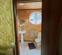 Трёхместный Караоке (3 домик 6 комната) в Огонёк