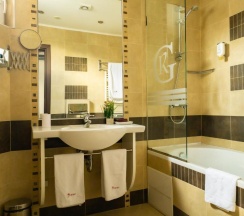 Трёхместный номер Executive в Grami Hotel Sofia