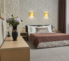 Трехместный люкс в Дружба