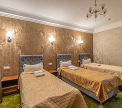 Трёхместный номер Comfort в Ланселот