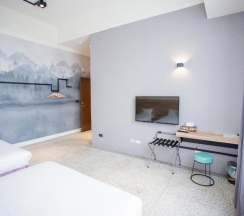 Четырёхместный номер Standard в Rainbow Hotel