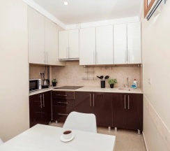 г Сочи, Адлерский р-н, ул Просвещение 84 кв 50 в Morerooms