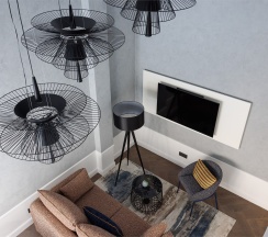 Двухуровневая студия с видом во двор в Огюстин Шатильон