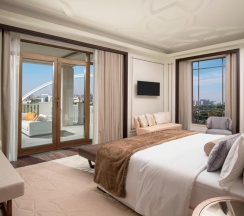 Двухместный люкс Presidential c 1 комнатой с видом на реку двуспальная кровать в The St. Regis Astana