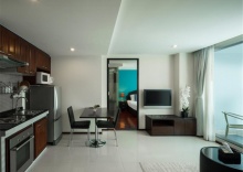 Люкс с 2 комнатами в Silom Lofts Hotel