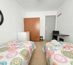 Двухместный номер Standard 2 отдельные кровати в Low Cost Room Las Llaves 3