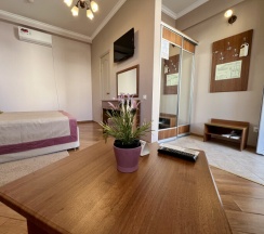 Стандарт с одной большой кроватью в Маяк дом