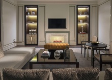 Двухместный люкс Royal двуспальная кровать в The St. Regis Astana