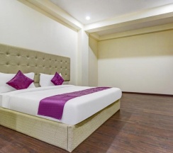 Номер Superior в Hotel Mavens Orange Gurgaon