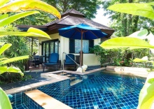 Двухместная Pool Villa Deluxe двуспальная кровать в Seaview Resort Khao Lak