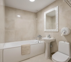 Номер с балконом (до 4-х человек) в Уют