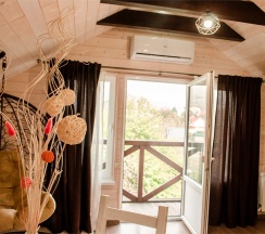 Семейный в Альпийский двор