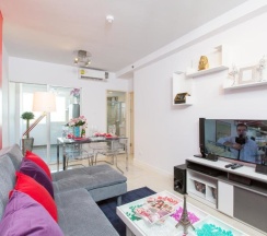 Полулюкс с балконом в W Phuket Residences