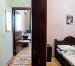 Стандарт двухкомнатный четырехместный в Lucky House