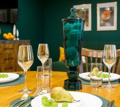 2-комнатные апартаменты люкс Александра Невского,6 в ГостиРу